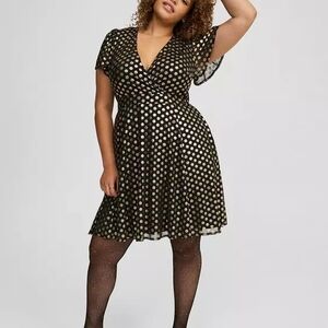 Torrid Black Gold Polka Dot Mesh Dress – Surplice V Neck Flutter Sleeve Pockets
